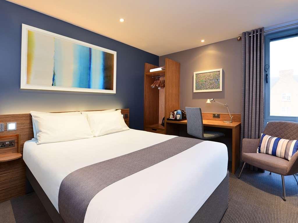 Travelodge London Central Bank Cameră foto